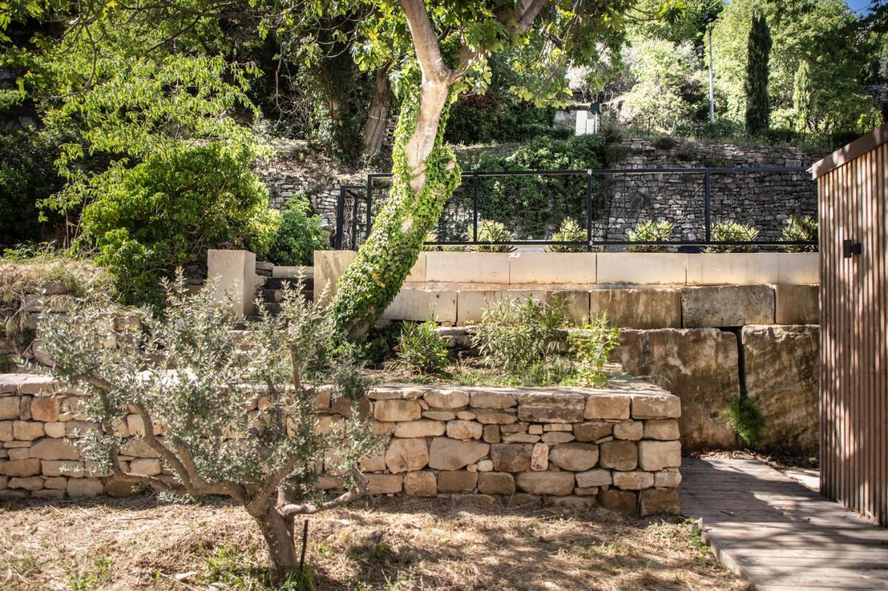 Les Cabanes De La Fontaine Lacoste  Eksteriør billede