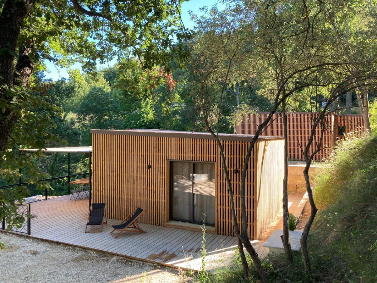 Les Cabanes De La Fontaine Lacoste  Eksteriør billede
