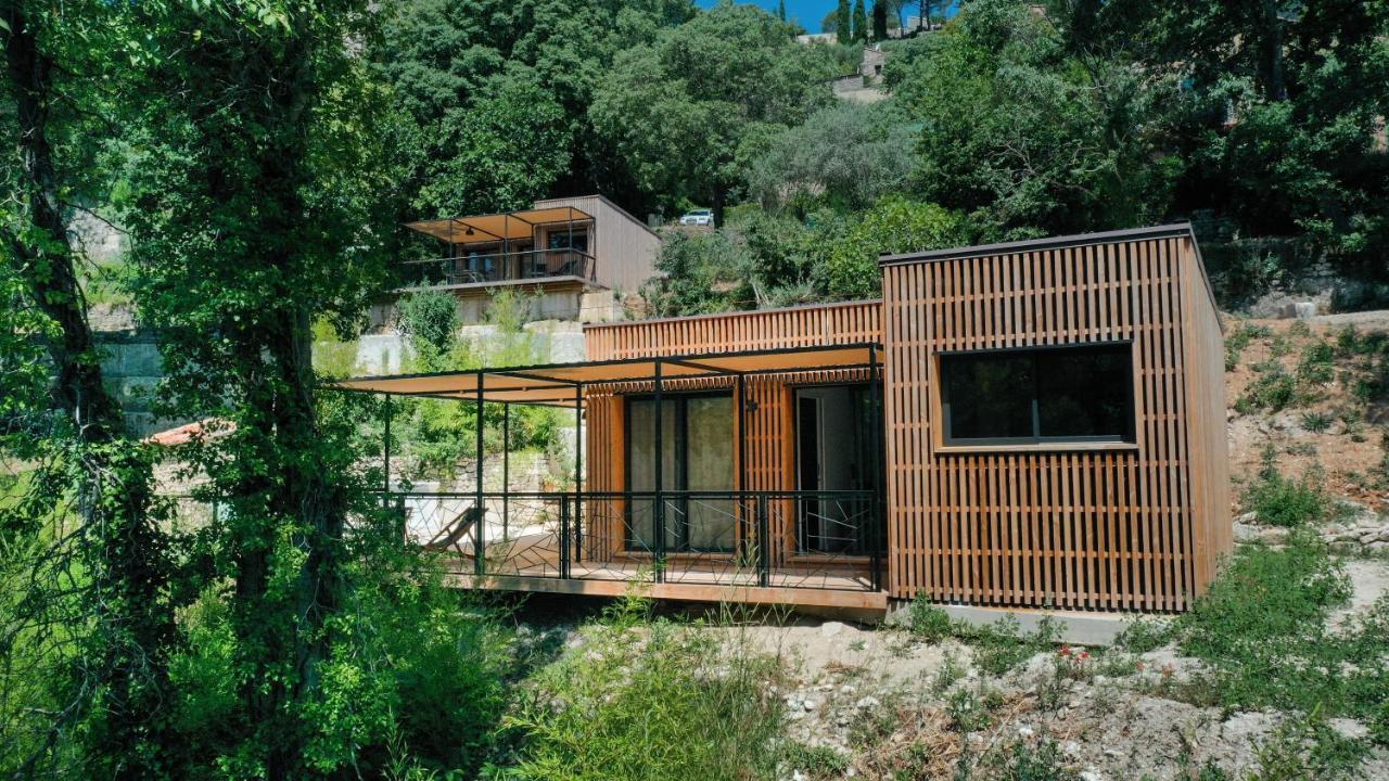 Les Cabanes De La Fontaine Lacoste  Eksteriør billede