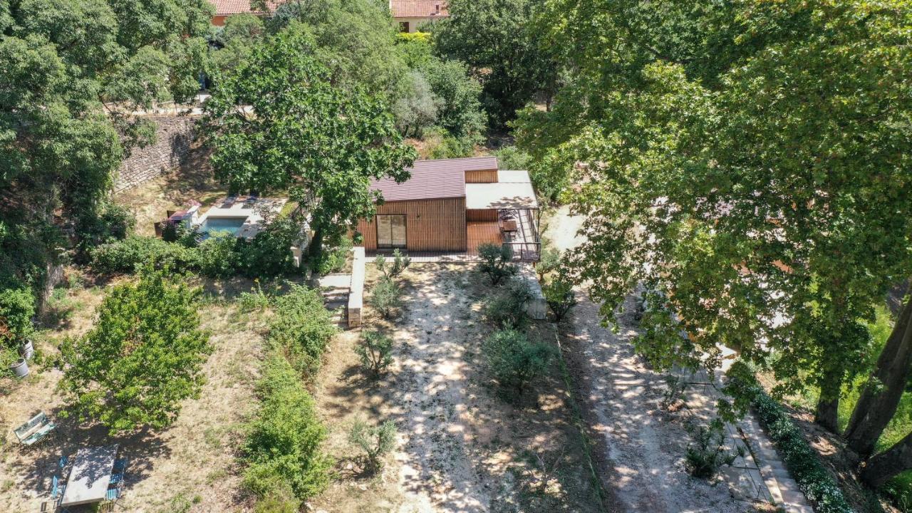 Les Cabanes De La Fontaine Lacoste  Eksteriør billede