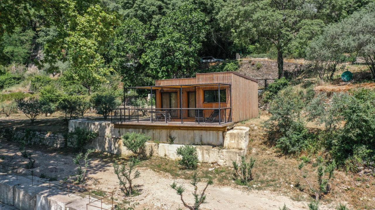 Les Cabanes De La Fontaine Lacoste  Eksteriør billede